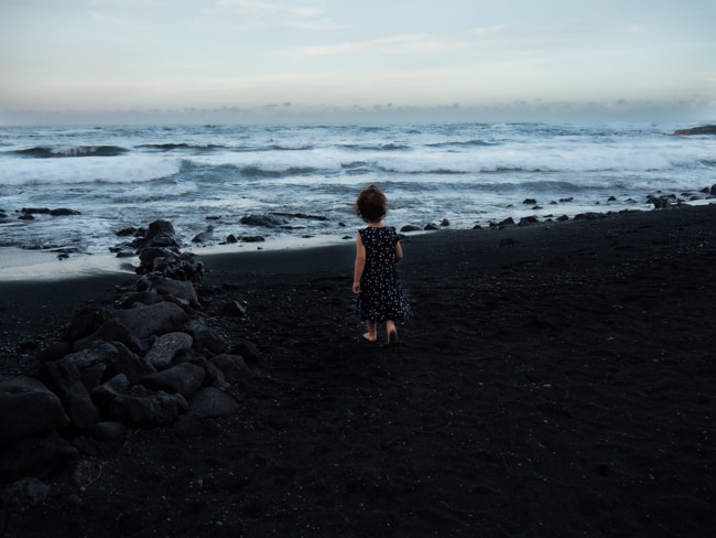 Schwarzen Strände auf Big Island - punaluu black sand beach